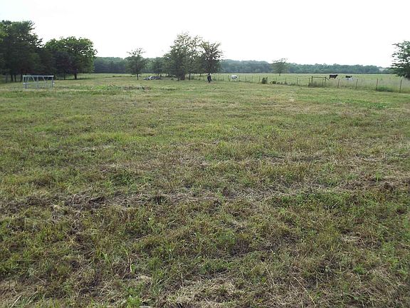 3rd image of 386 County Road 2735