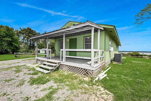 17111 River Rd Photo 1