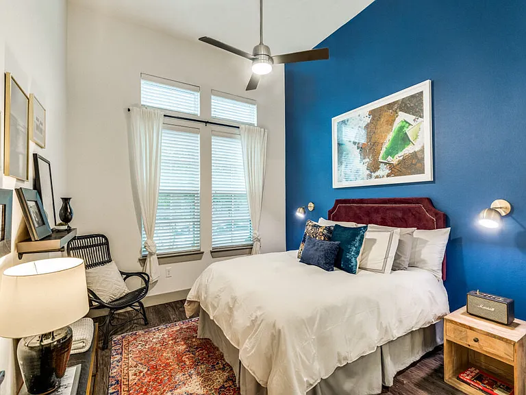 Apartments at the Sound — Photo 9