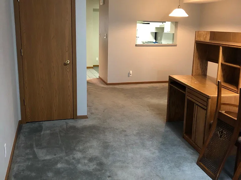 1240 Daleview Dr #2 — Photo 3