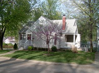 5203 Maple St, Mission, KS 66202