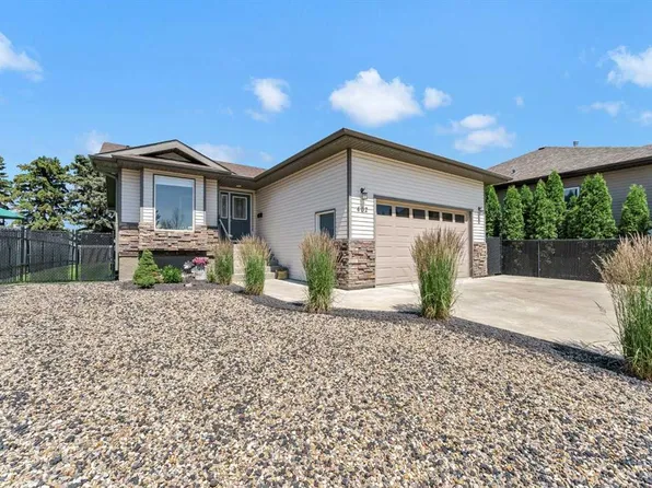 402 S Jesmond Pl SW, Redcliff, AB T0J 2P2