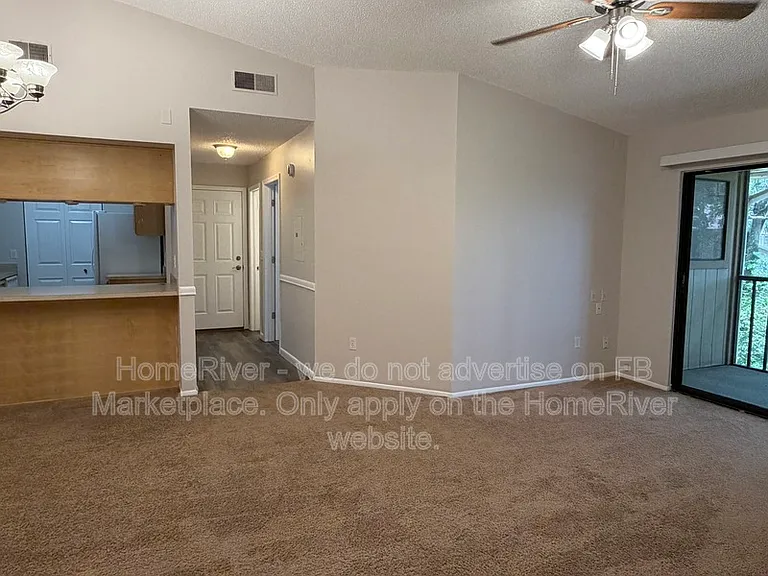 6010 Laketree Ln #H — Photo 6