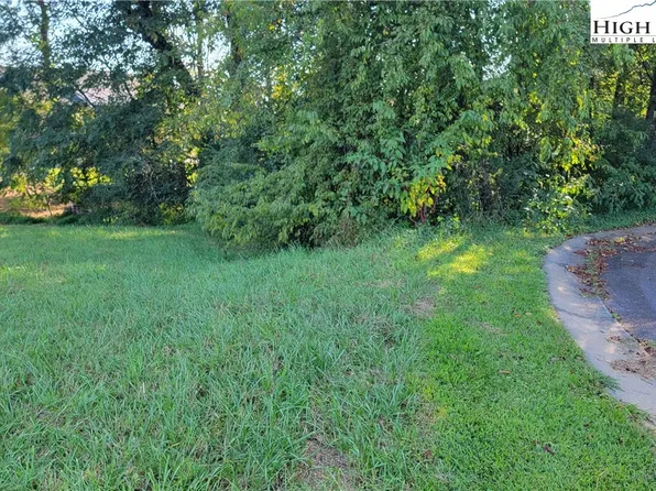 Lot 122 122 Friar Court, North Wilkesboro, NC 28659