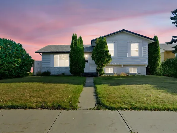 14239 53rd St NW, Edmonton, AB T5A 1L6