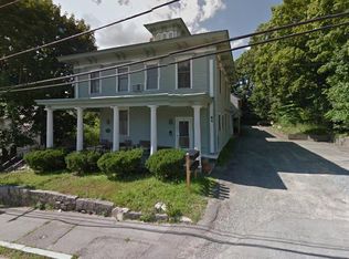 84 10th St APT 7, Lowell, MA 01850