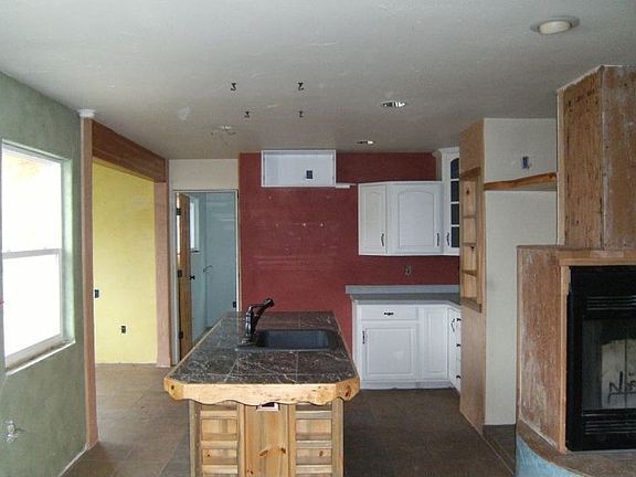 5th image of 801 13th Ave E