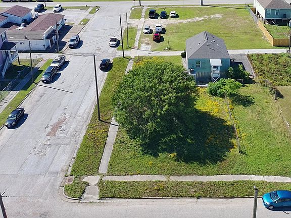 4th image of 4203 Church St