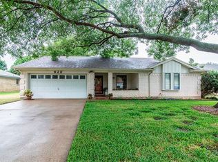 628 Pleasant Manor Ave, Burleson, TX 76028