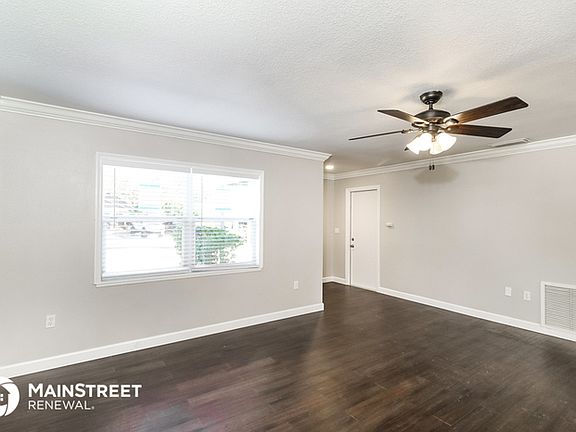 3rd image of 1160 Coleman Ave