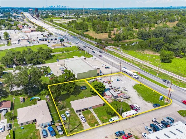 106 L St, Belle Chasse, LA 70037