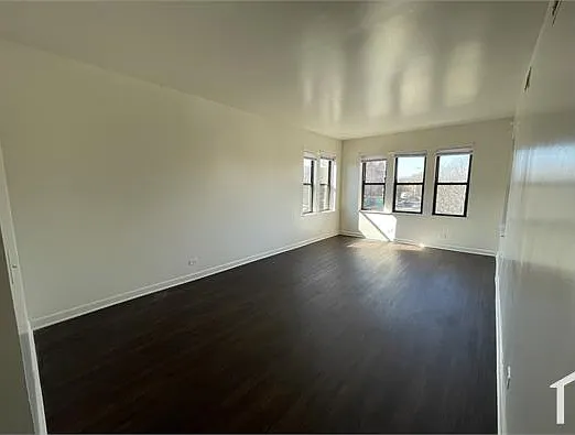 3 bed, 1500 sqft, $2,400 — Photo 4