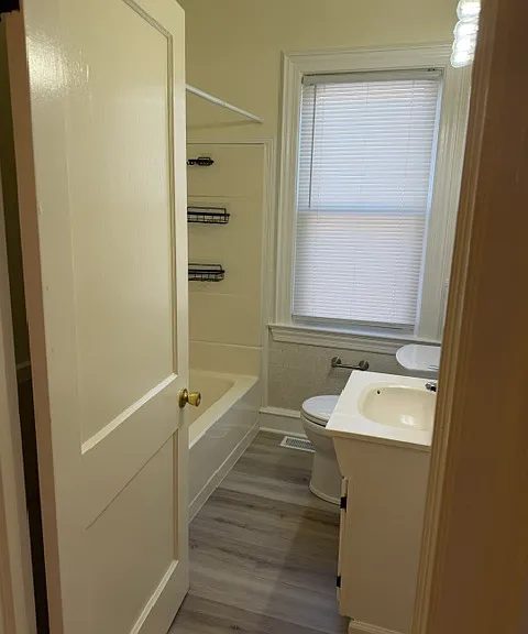 1905 Fall Hill Ave — Photo 12
