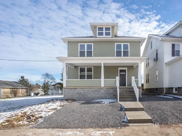 111 East St, Masontown, WV 26542