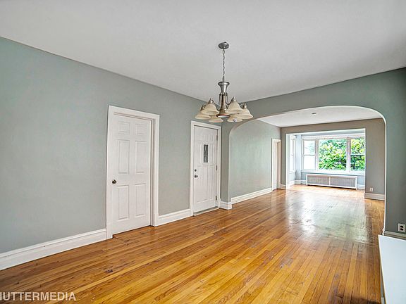 5th image of 1906 S 48th Ct