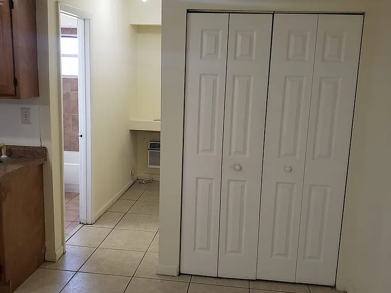 978 SW 10th Dr — Photo 19