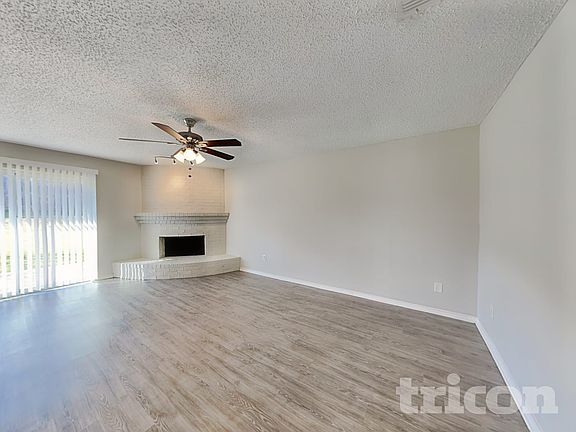 4th image of 5912 Willow View Dr