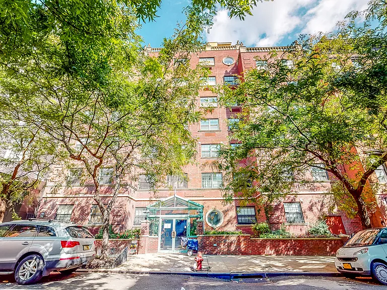 525 E 13th St #2D — Photo 10