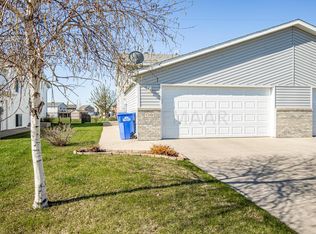 5280 48th Ave S, Fargo, ND 58104