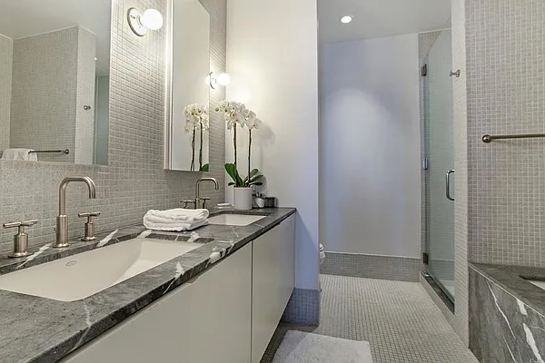 Rented by Corcoran | media 24