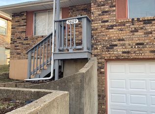 5609 NE 50th St, Kansas City, MO 64119