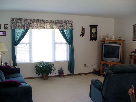 2nd image of 8293 W Whispering Pines Cir