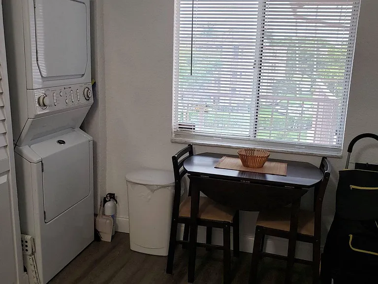 7281 Amberly Ln #401 — Photo 3