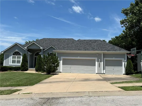 1717 SW 24th St, Blue Springs, MO 64015