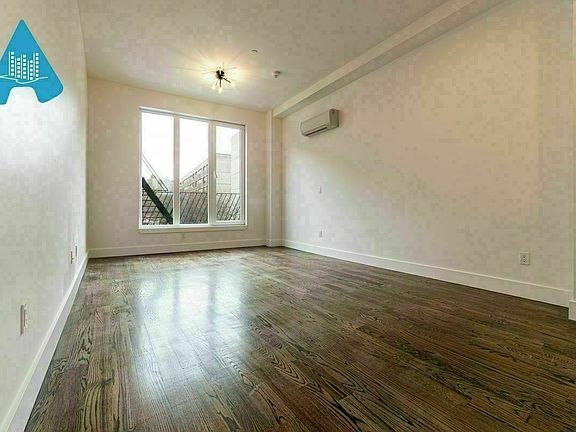 3rd image of 289 Bushwick Ave #4R