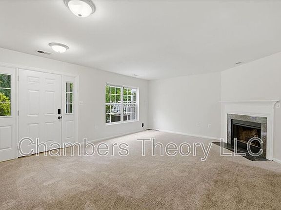 4th image of 12181 Old Salem Ct