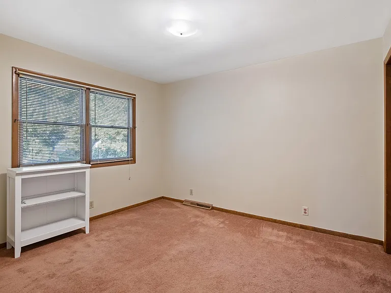 2941 Mulford Dr SE — Photo 6