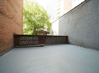210 E 60th St FL 2, New York, NY 10022