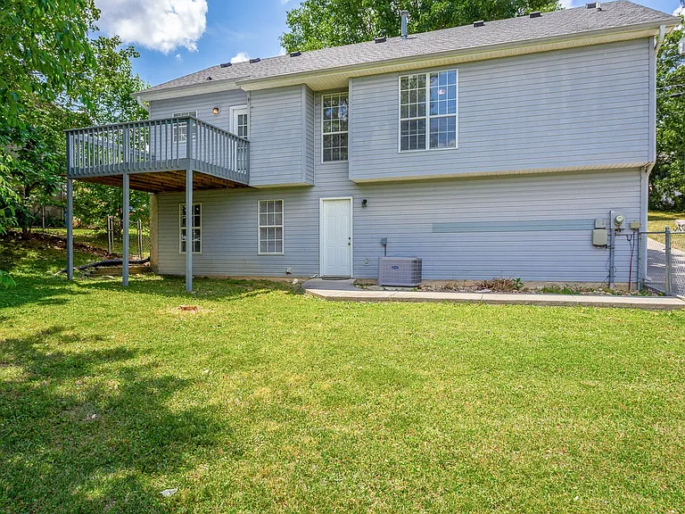 6130 Blue Ash Dr — Photo 51