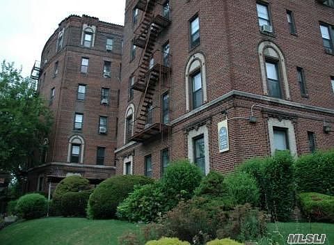 1st image of 11525 84th Ave #2J