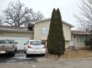 1613 Partridge Ct, Round Lake Beach, IL