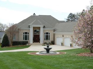 18819 Flat Shoals Dr, Cornelius, NC 28031