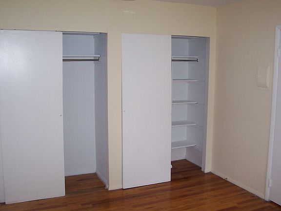 4th image of 3245 Bishop St APT 9