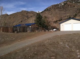 14 Maiden Basin Drive, Gardiner, MT 59030