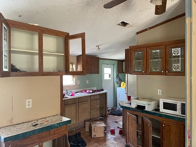 2nd image of 96761 Blackrock Rd