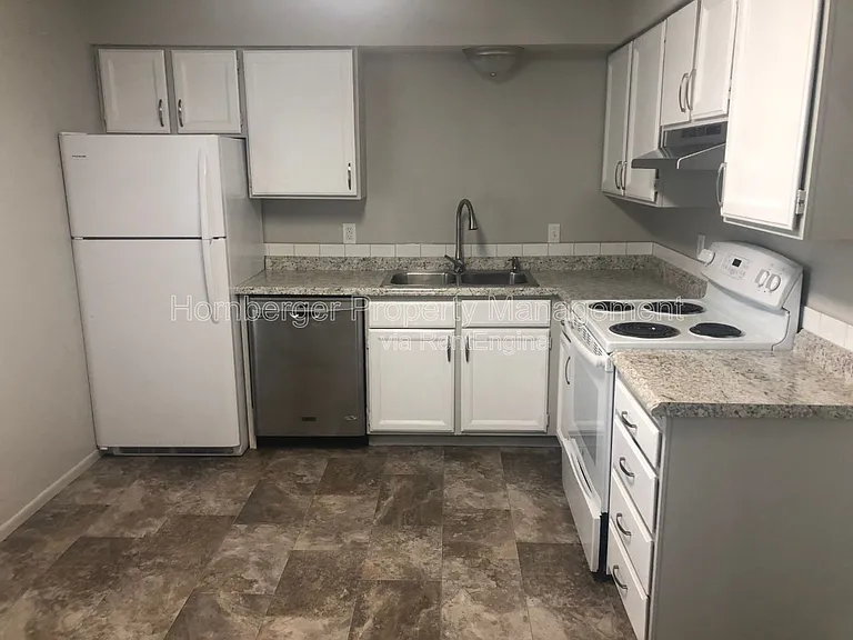3203 N Smith St #11 — Photo 1