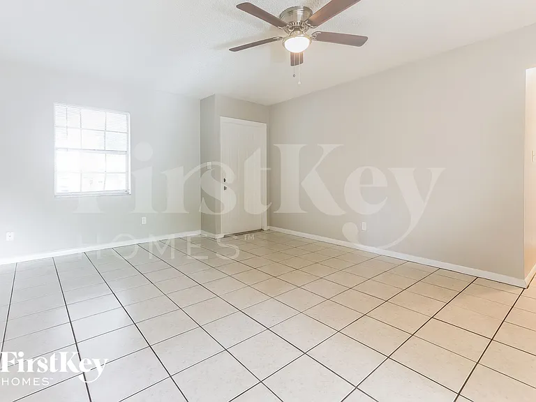802 Briarcliff Dr — Photo 7