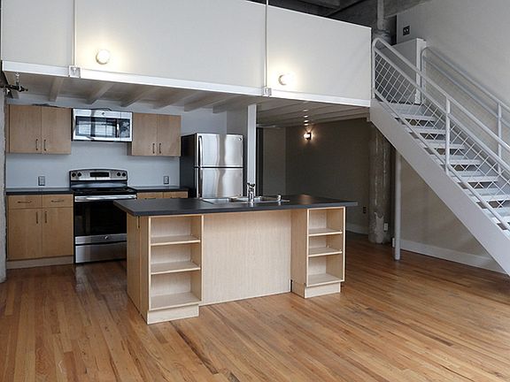 4th image of 1742 Champa St #Bb2j