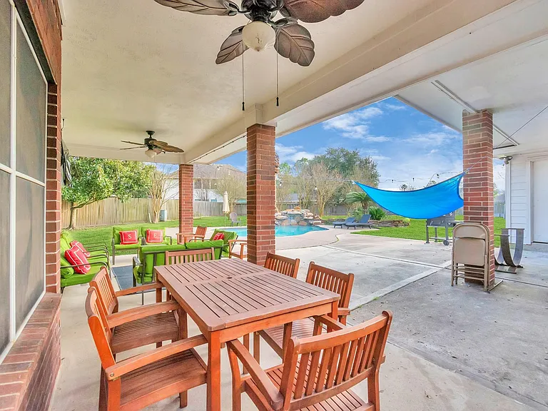 10007 Hickory Trail Ln — Photo 32