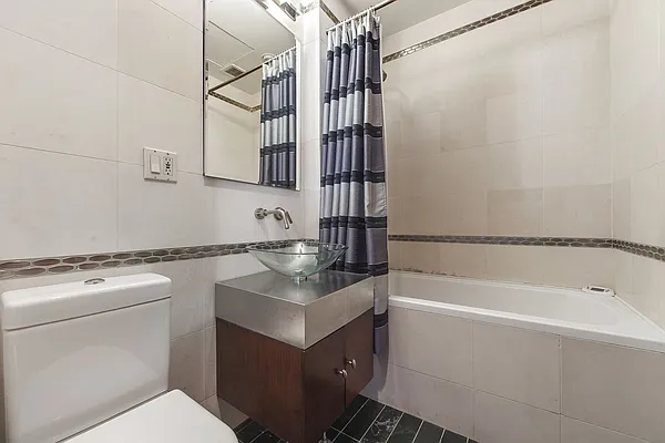 Rented by Compass | media 13