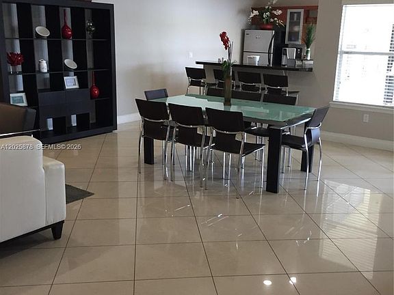 3rd image of 12870 Vista Isles Dr APT 517