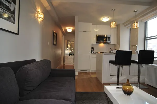 Rented by Harmonycity Corp. | media 100