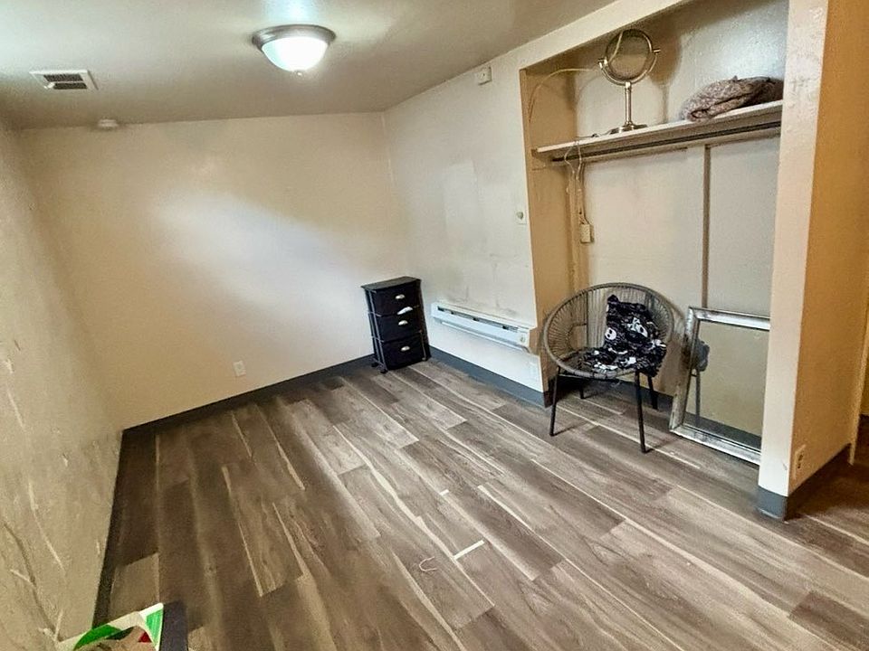 1st image of 440 E 700 N APT B