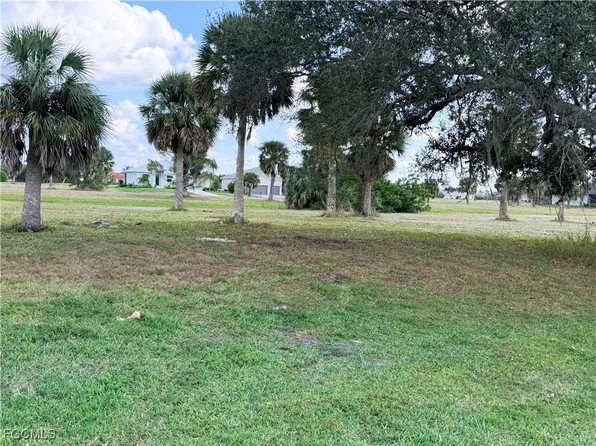 16348 Cape Horn Blvd, Punta Gorda, FL 33955