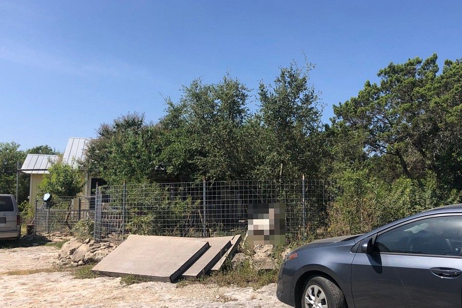 2nd image of 468 Remington Rd