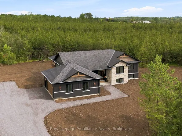 713 Callaghan Rd, Tyendinaga, ON K0K 2N0